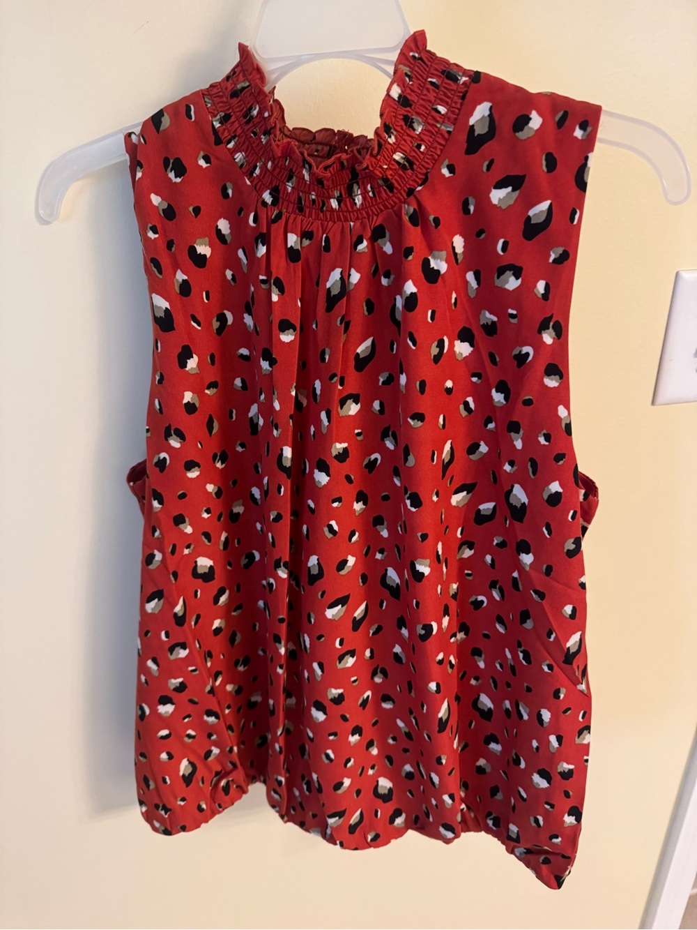 Sleeveless Maroon Red Smocked Neck Leopard Print Top THML NEW